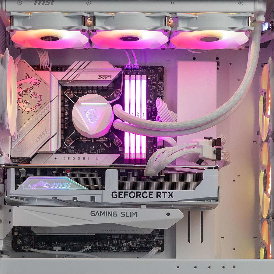 MSI GeForce RTX 4080 SUPER GAMING X SLIM WHITE – Image 4